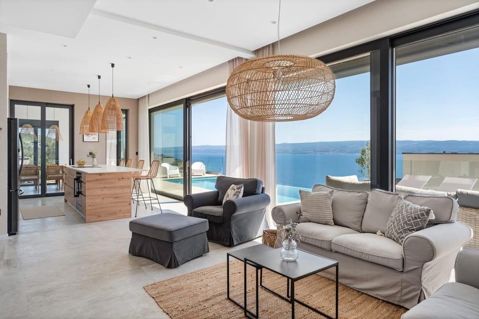 Living room, Sea view