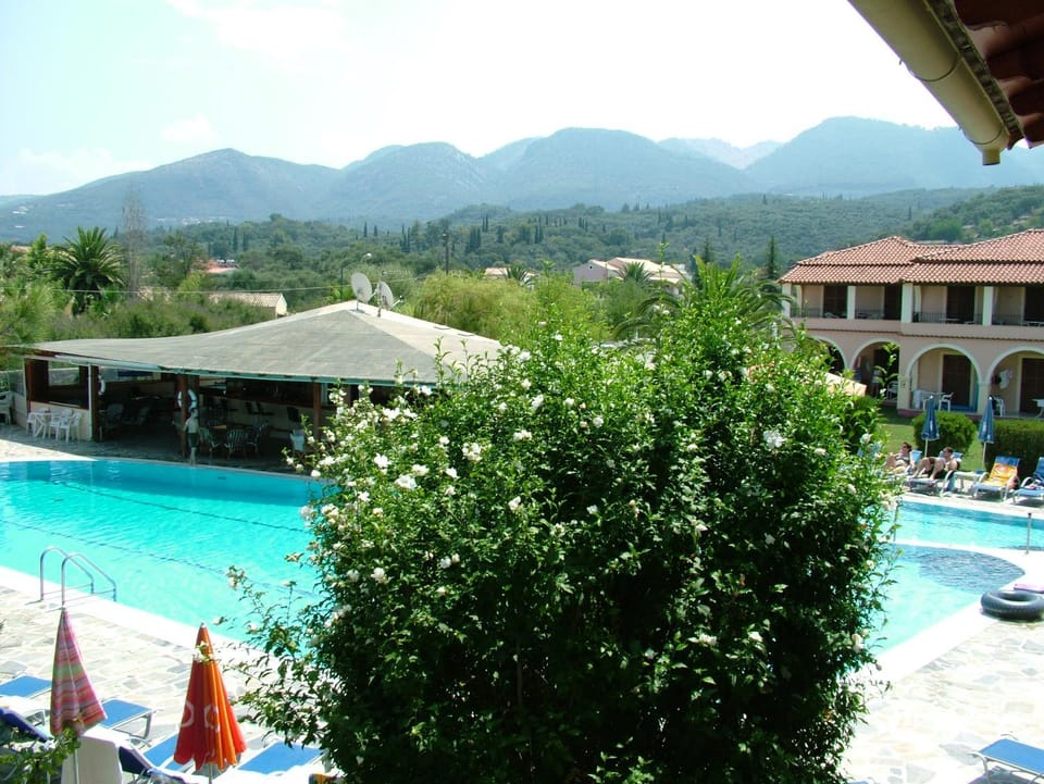 Kamari Apartments Apartment hotel in Peloponnese, Western Greece and the Ionian