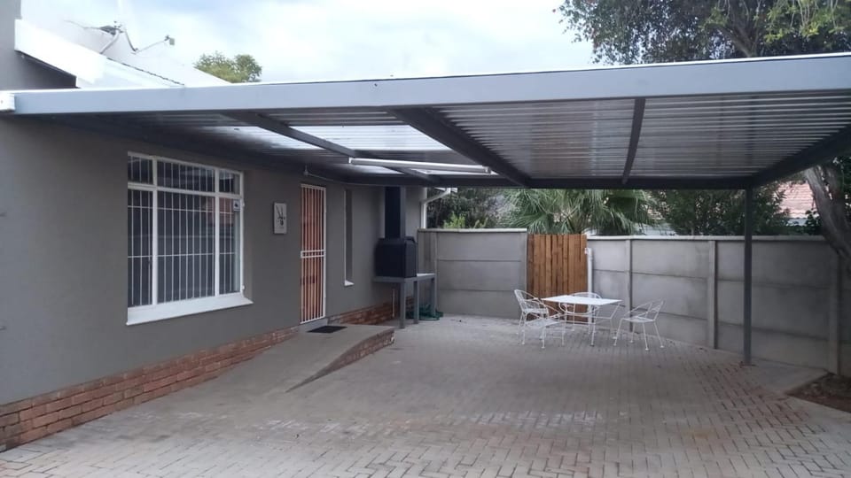 Kukama overnight accommodation Apartment in South Africa