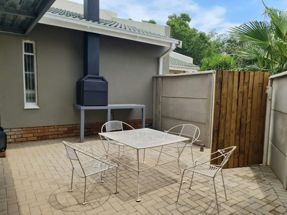 Kukama overnight accommodation Apartment in South Africa