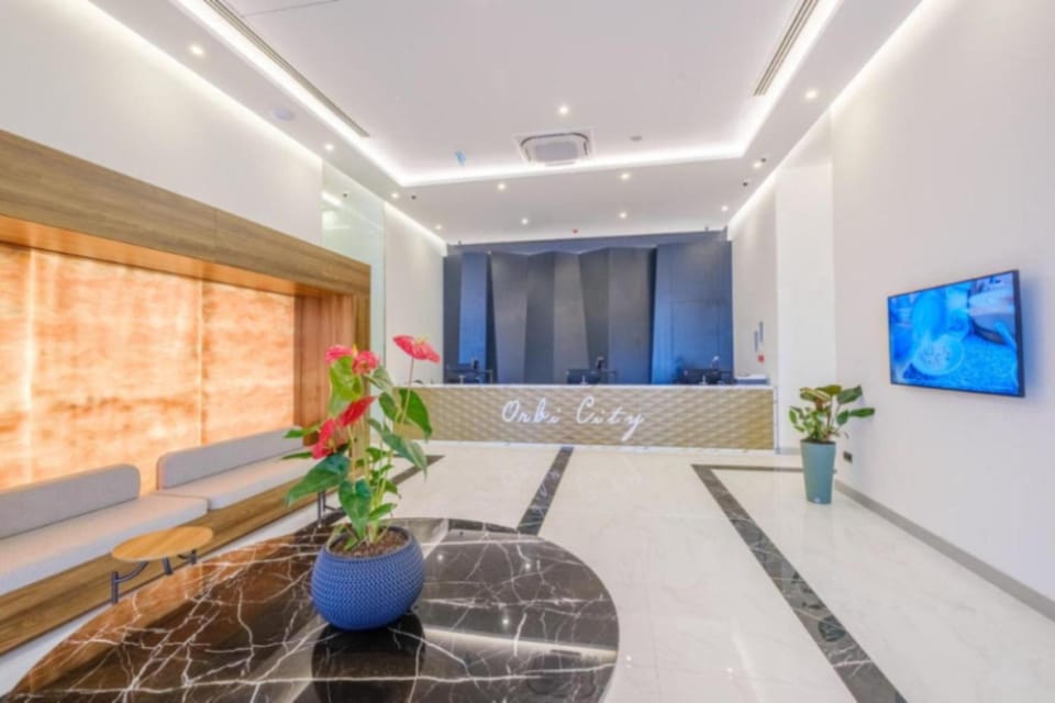 TV and multimedia, Lobby or reception