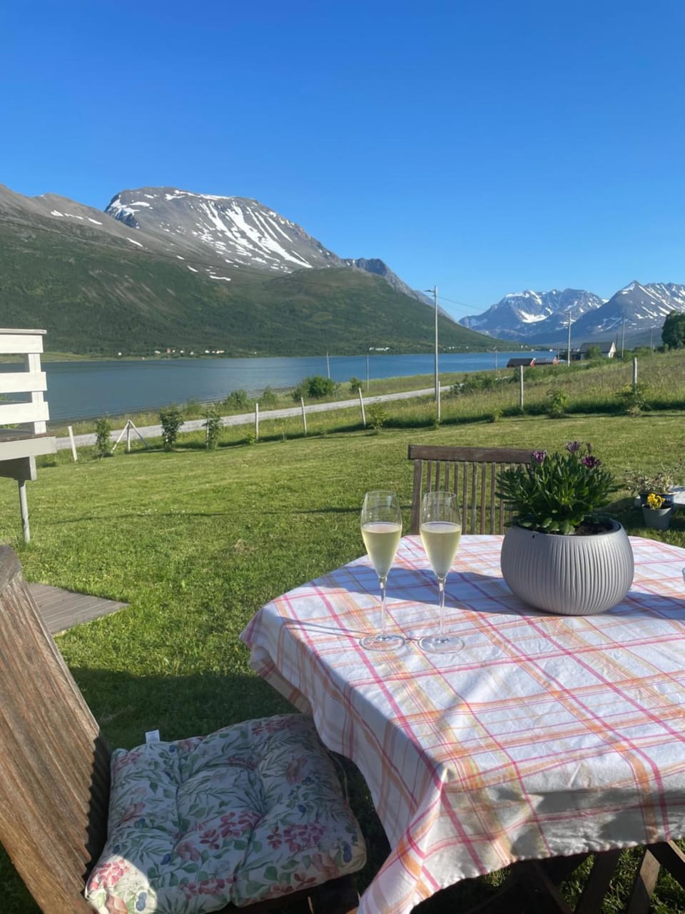Koselig hus nær sjø og fjell House in Troms Og Finnmark