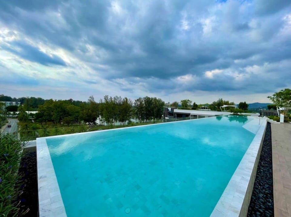 LagunaSkypark公寓免费巴士摆渡船直达湖边步行海滩 Apartment in Choeng Thale