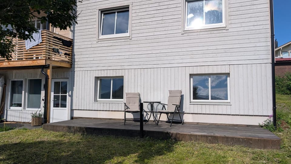 Property building, Balcony/Terrace