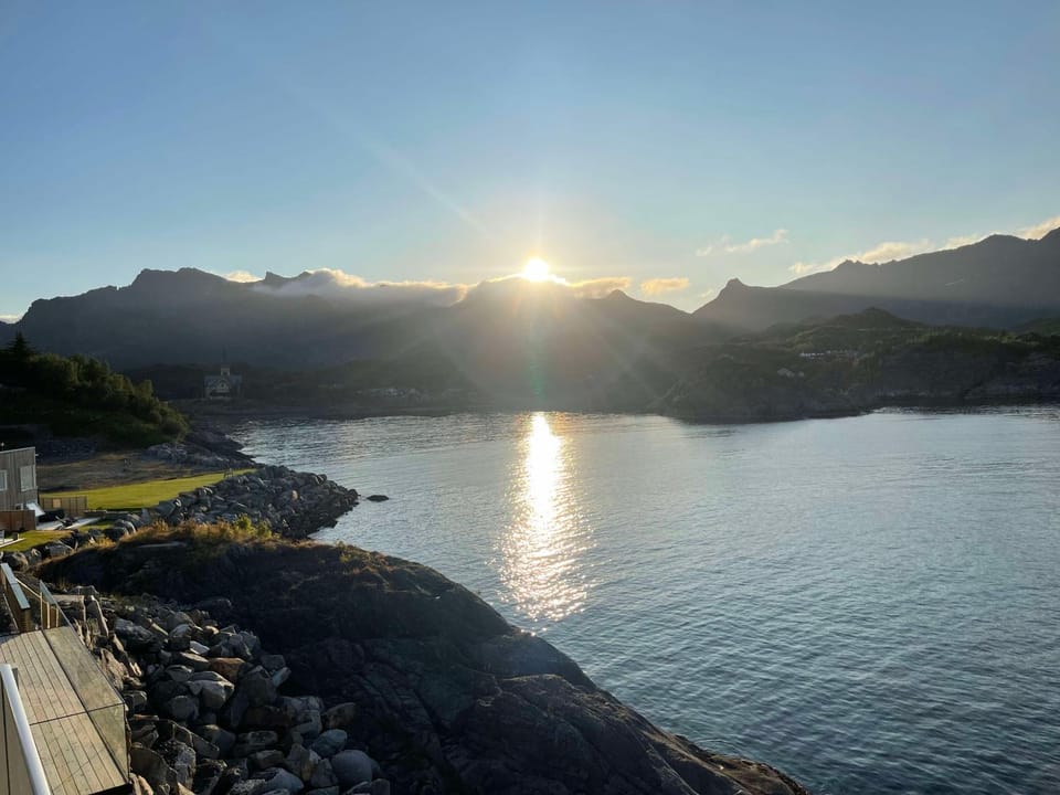Leilighet med høy standard og fantastisk havutsikt Apartment in Lofoten