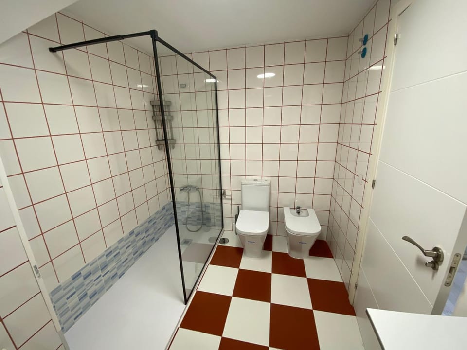 Cozy and central apartment with parking Apartment in Galicia