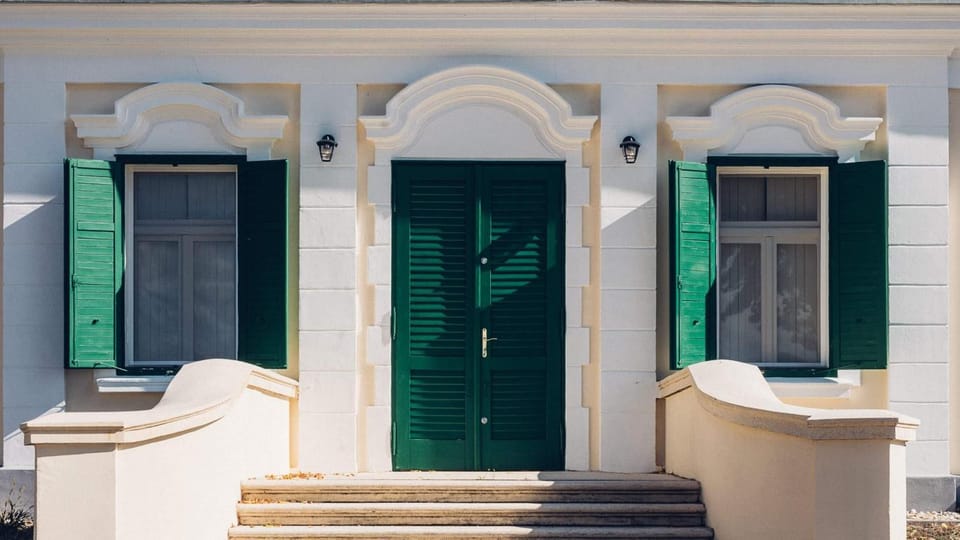 Szent Gaál Kastély Villa in Hungary