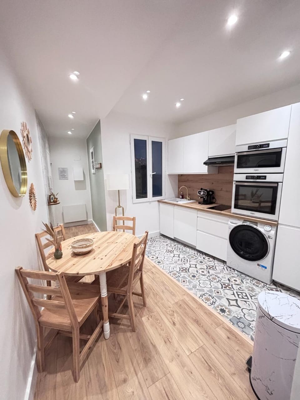 Kitchen or kitchenette, Dining area, dishwasher, oven, stove, toaster