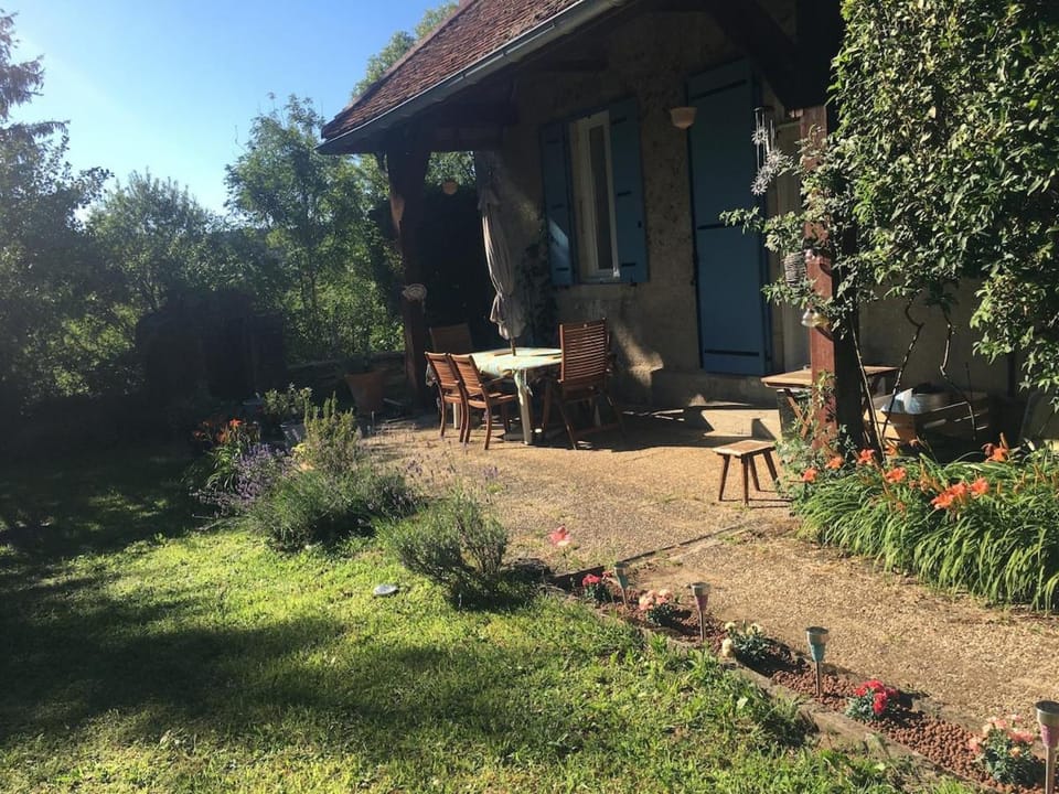 Garden, Dining area