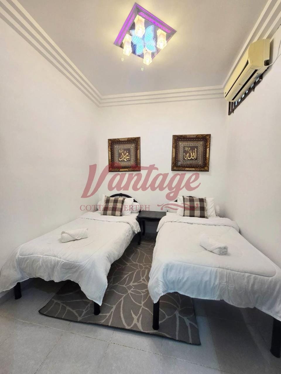 Bedroom, air conditioner