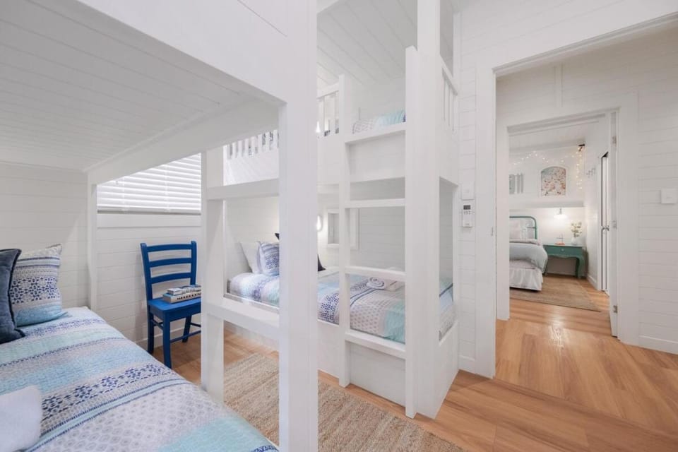 bunk bed