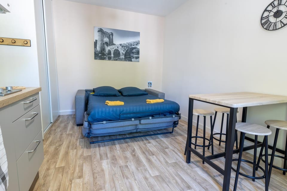 Studio proche centre et gare Apartment in Nouvelle-Aquitaine