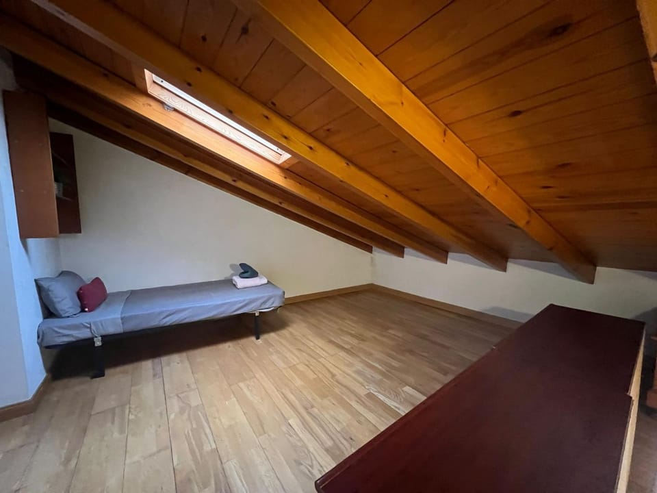 Living room, Photo of the whole room, Bedroom