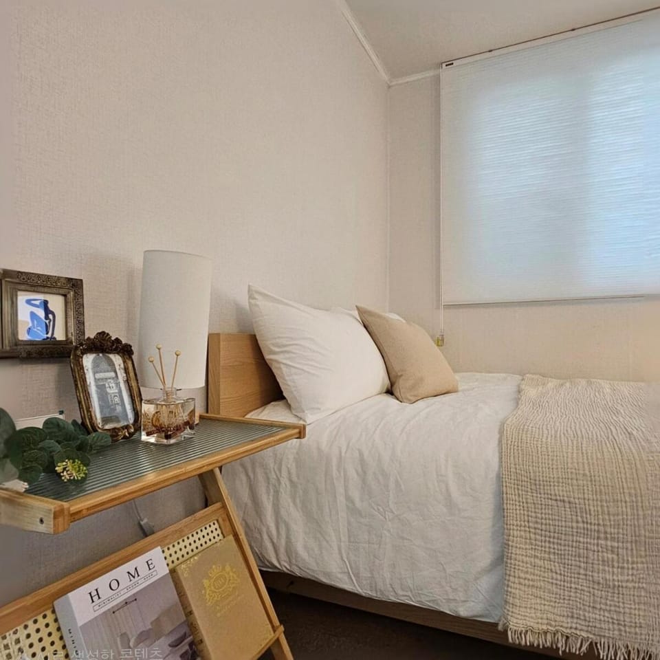 Zeze House at Sillim Villa in Seoul