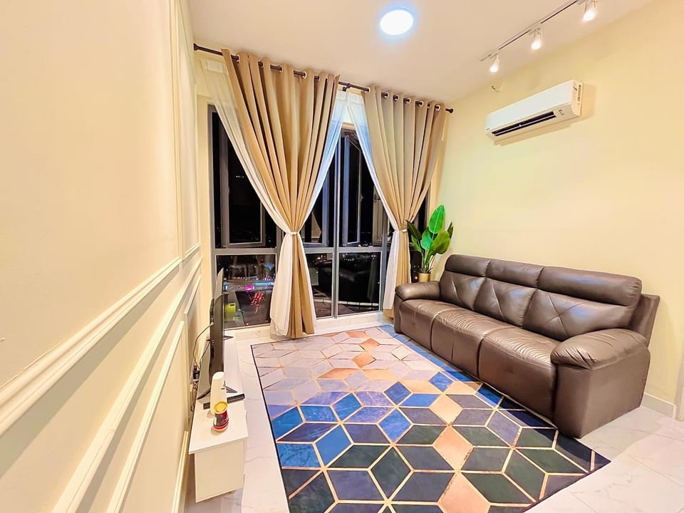 UrbanLuxe Homestay City ViewLevel 27 Apartment in Malaysia