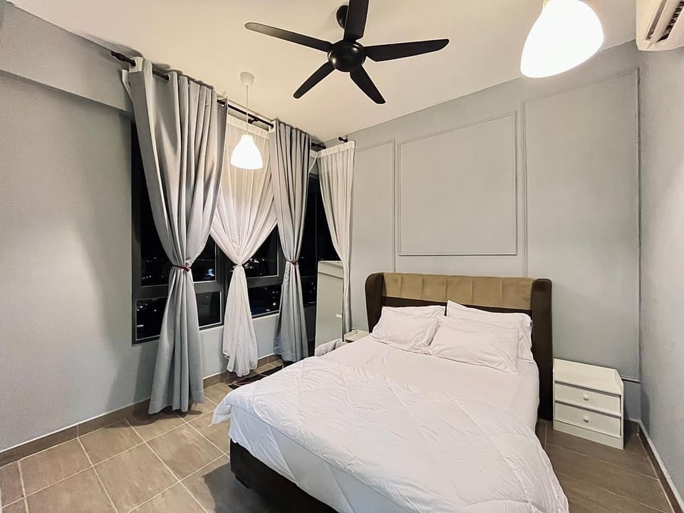 UrbanLuxe Homestay City ViewLevel 27 Apartment in Malaysia