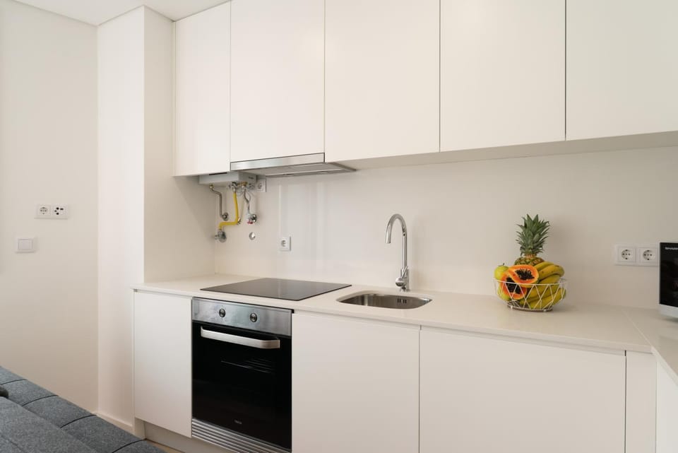 Kitchen or kitchenette, pet friendly, stove