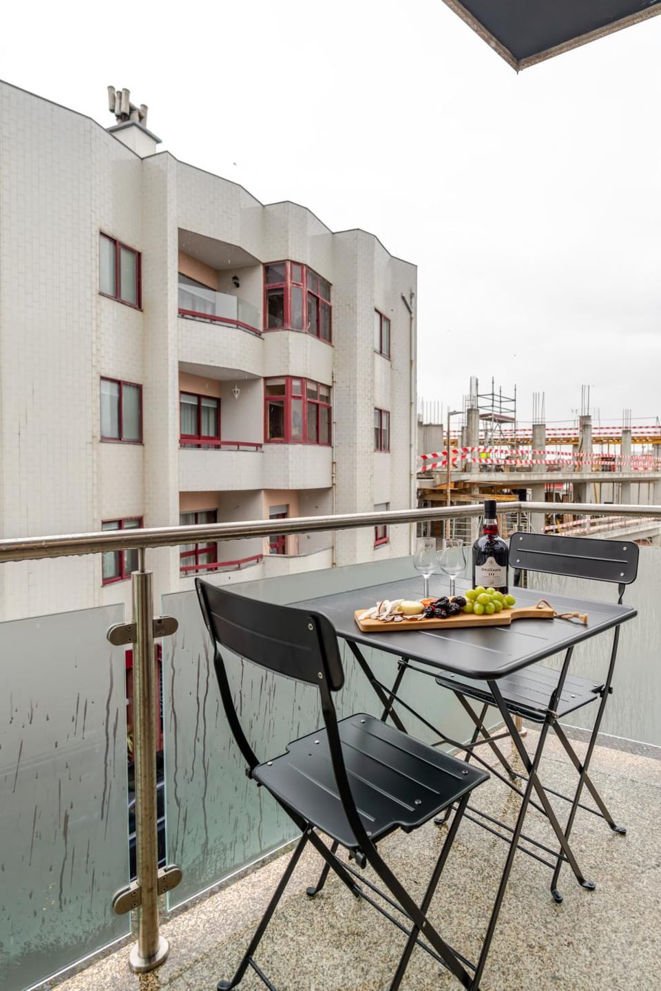 Property building, View (from property/room), Balcony/Terrace, Dining area