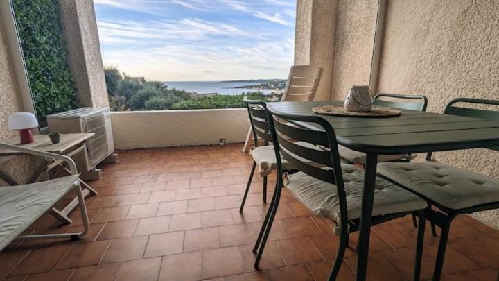 Appartement vue mer Apartment in Sainte-Maxime