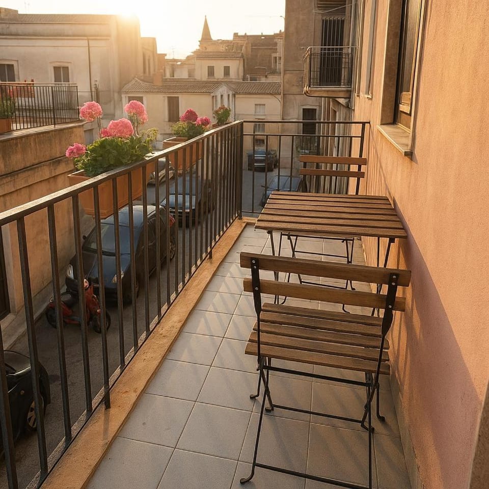 Balcony/Terrace, Balcony/Terrace