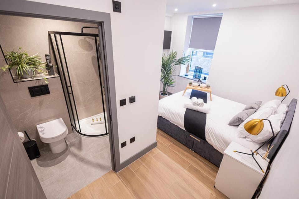 Shower, Bed, Bedroom