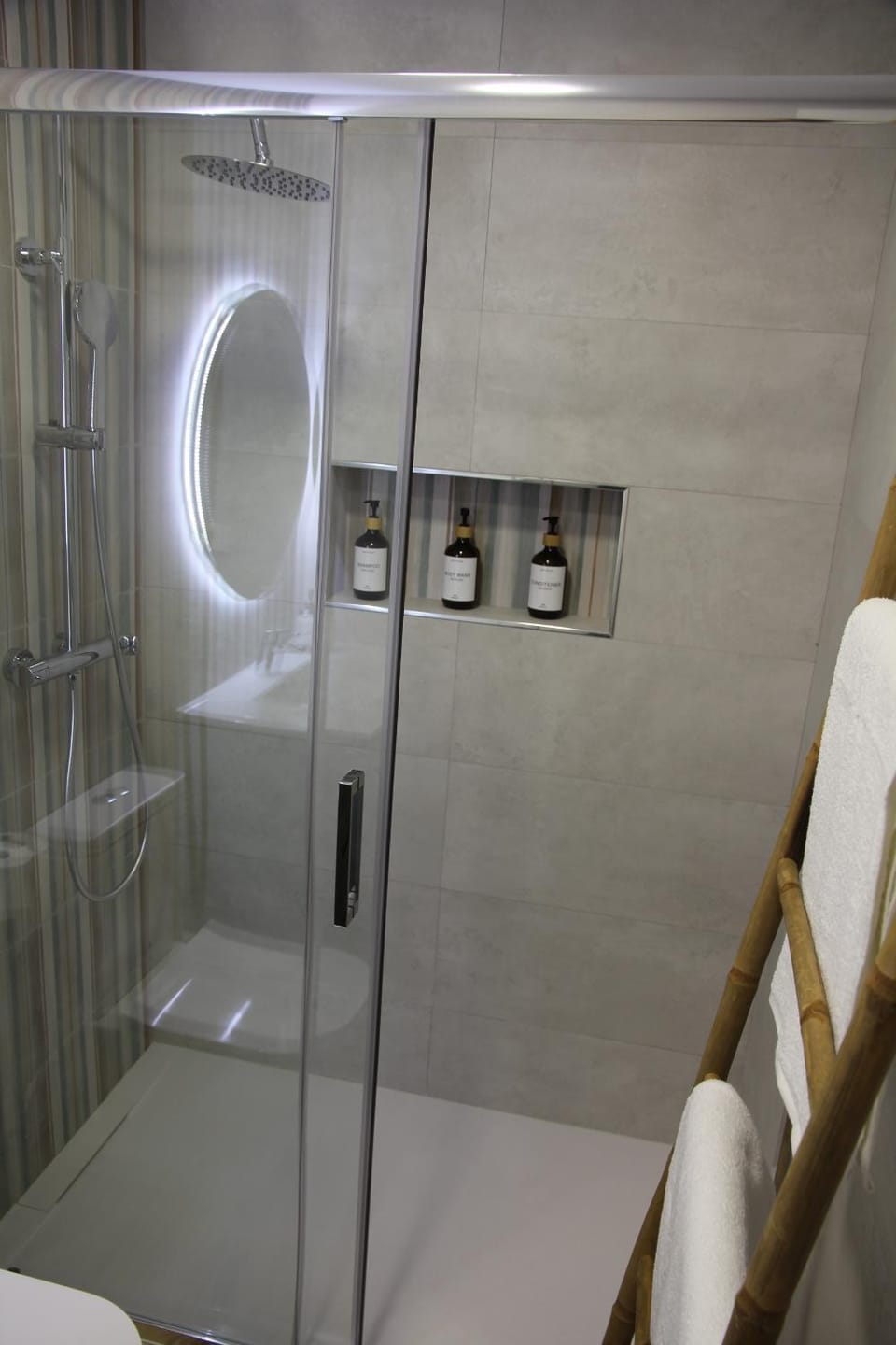 Shower, Bathroom