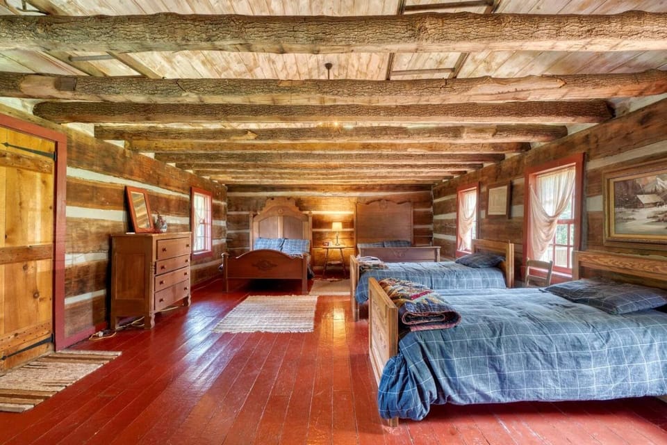 Enchanting Vacation Rental on Working Alpaca Farm near Kokomo, Indiana House in Indiana
