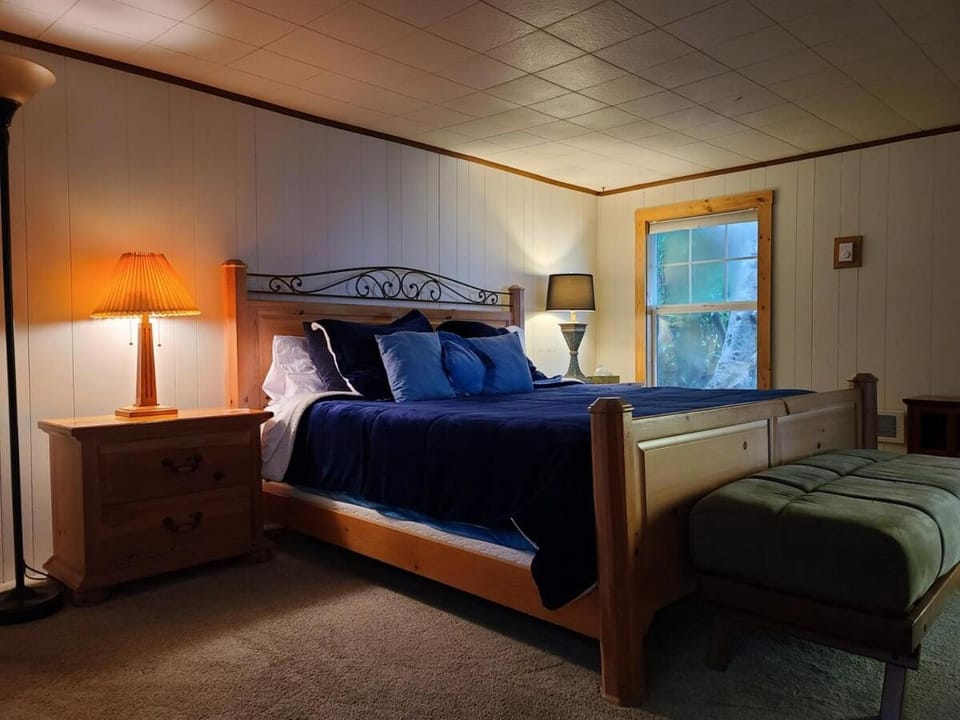 Rustic Oceanfront Cottage Rental on Netarts Bay near Tillamook House in Netarts