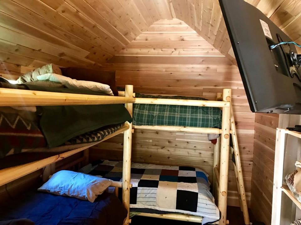 Rustic Cabin in a Charming Location in Stevens County, Washington Cabin in Franklin D Roosevelt Lake