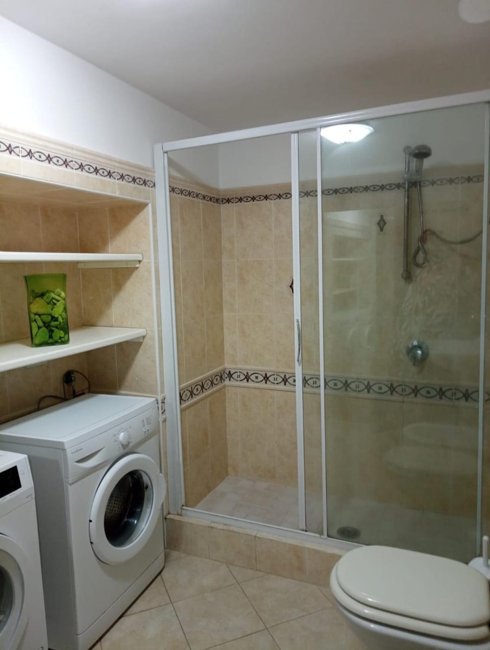 Shower, Toilet, Bathroom, washing machine, dryer