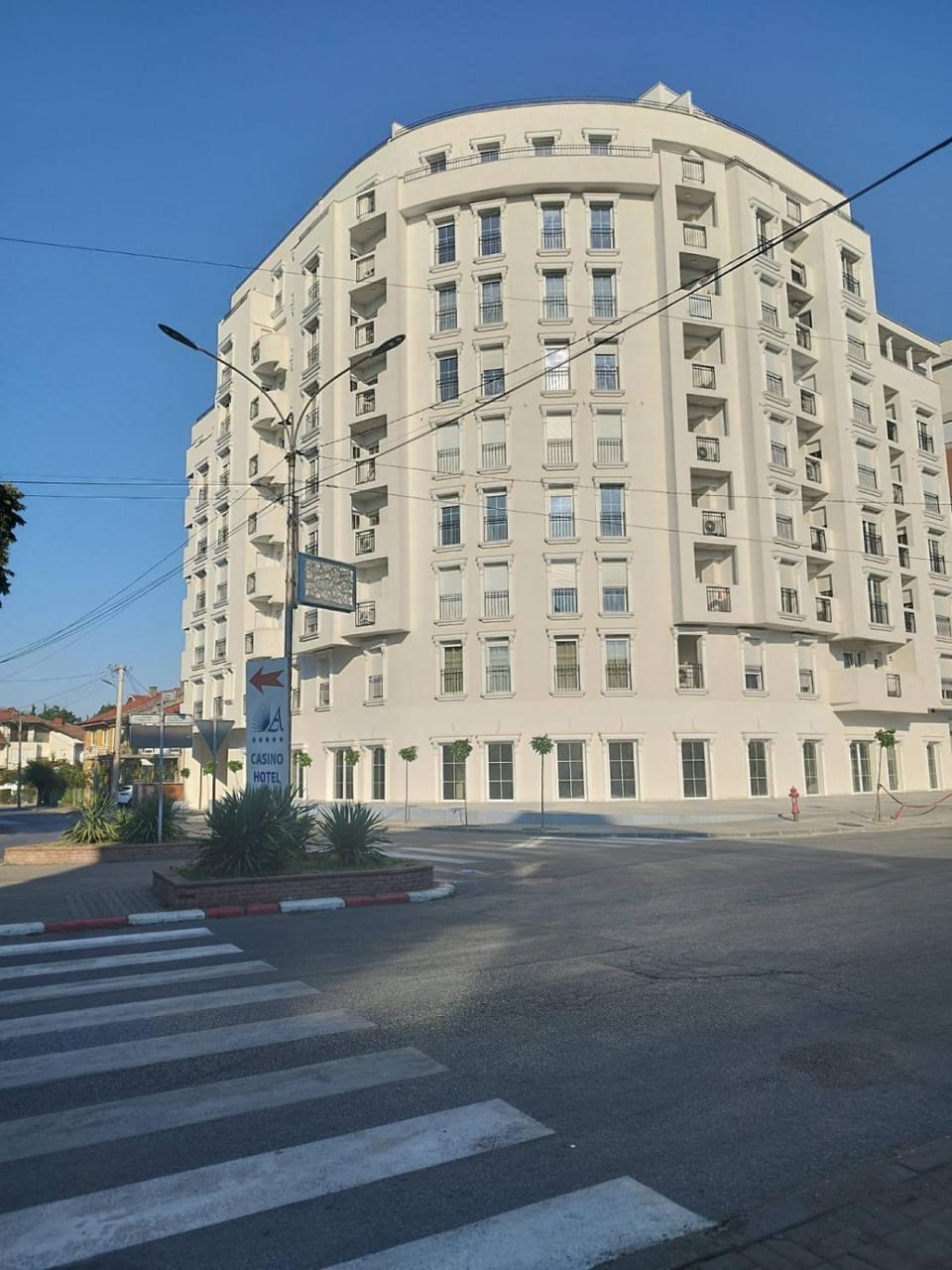 Property building, Location