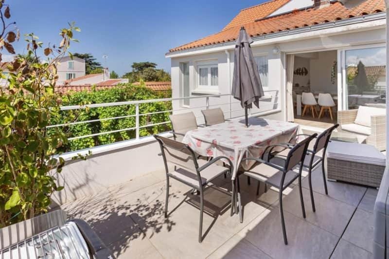 Balcony/Terrace, Inner courtyard view