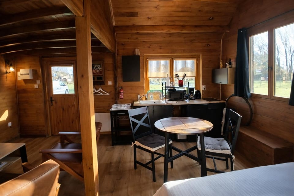 Wooden Lodge Baie de Somme Country House in Hauts-de-France