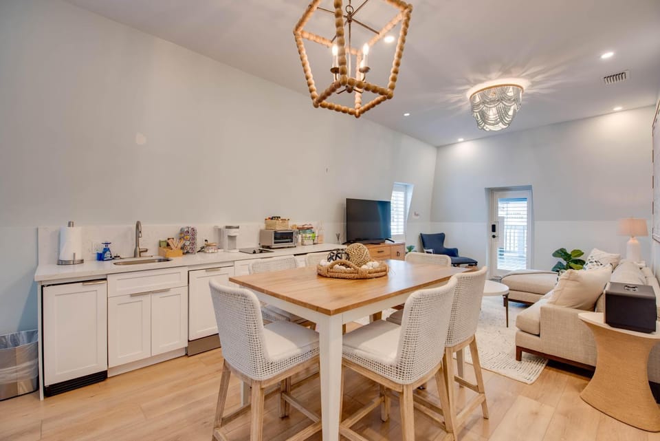 The Penthouse at Custom House Inn Apartment in Key West