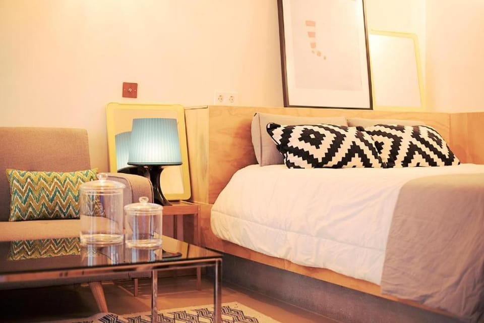 Style & Design Suite Apartment in Seville