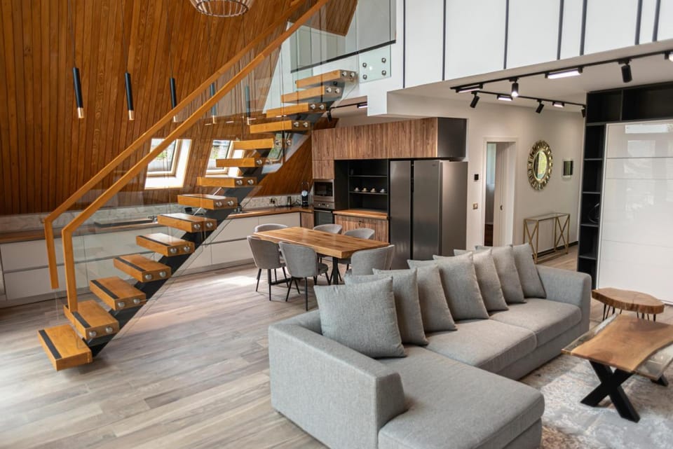 Kitchen or kitchenette, Living room