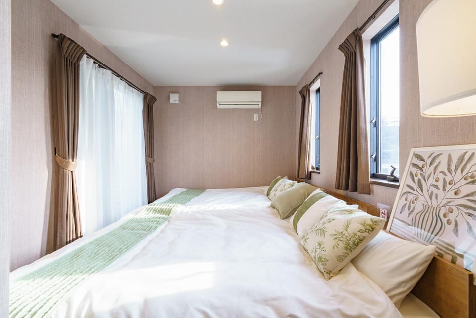 豊橋民泊最大10名様駐車場1台無料2台目相談可 Apartment in Aichi Prefecture
