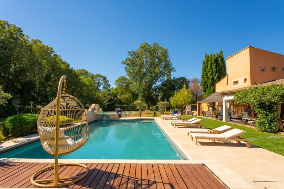 Pool view, Swimming pool, sunbed