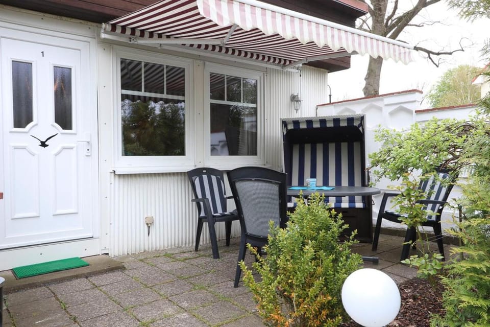 Bungalow Möwe im Ostseeidyll am Waldrand House in Nienhagen