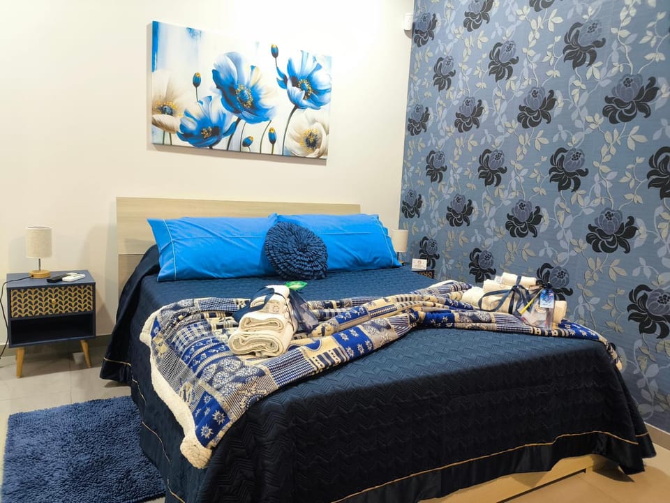 Blue Flowers Room Bed and Breakfast in Sicily