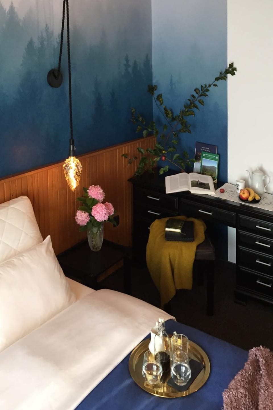 Bed, Bedroom