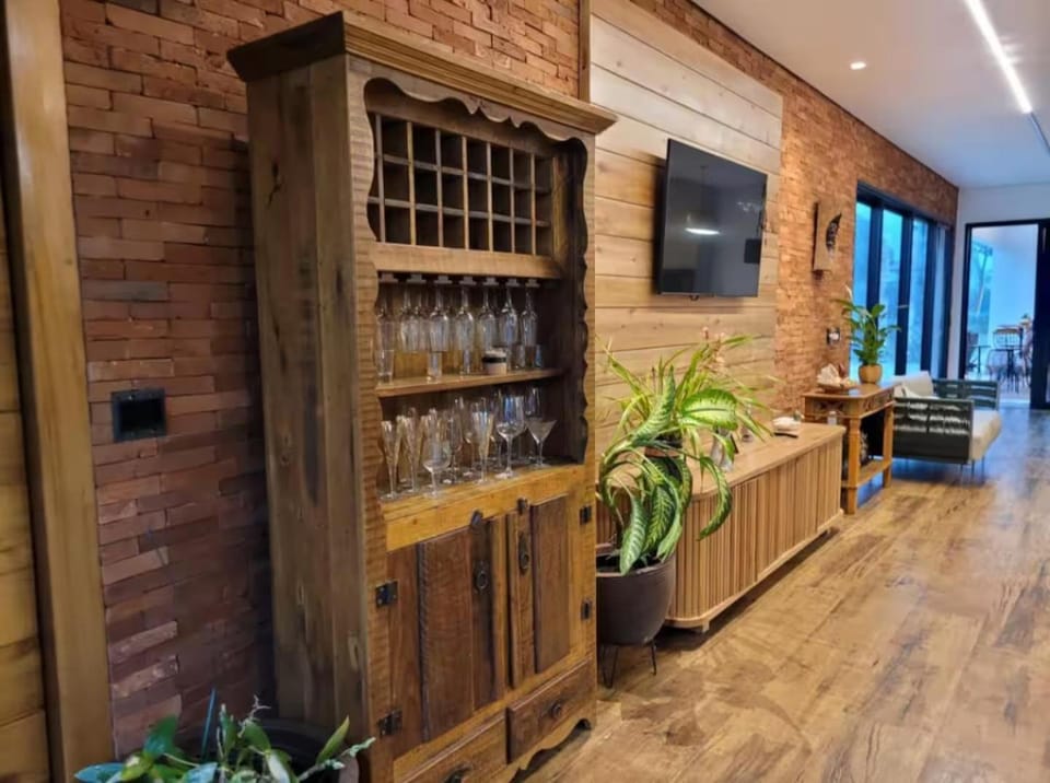 Communal lounge/ TV room, TV and multimedia, Lounge or bar, Evening entertainment