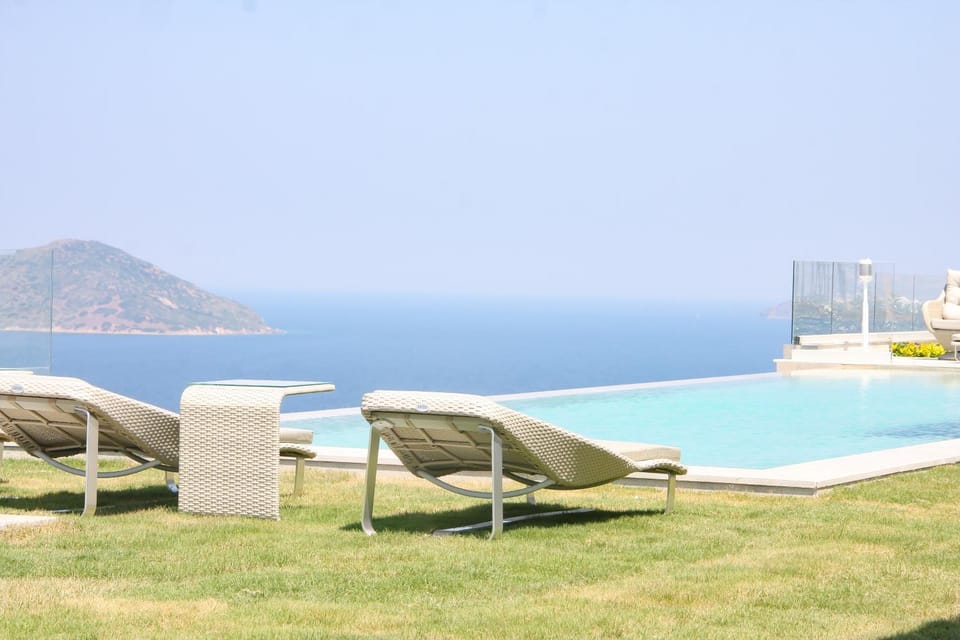 Pool view, sunbed