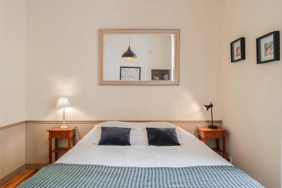Bed, Photo of the whole room, Bedroom