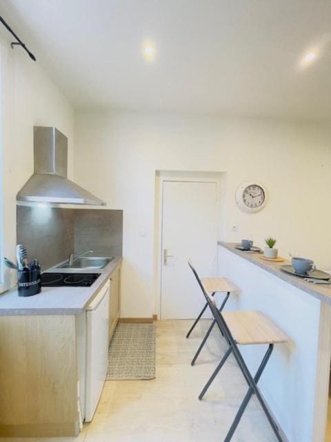Bascule Rive Droite - WiFi - 2 Guests Apartment in Le Mans