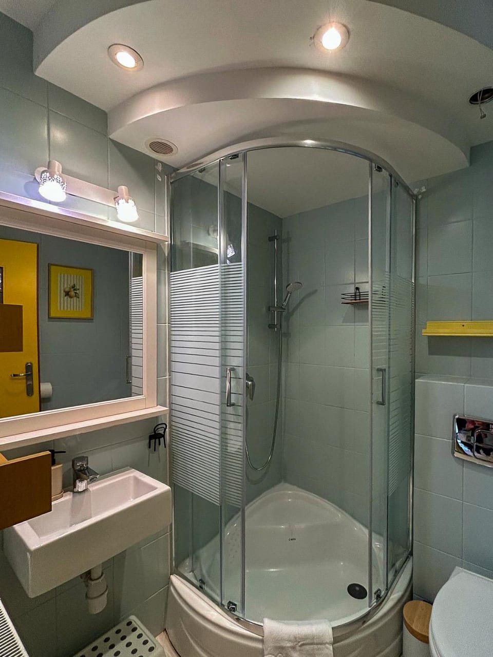 Shower, Bathroom