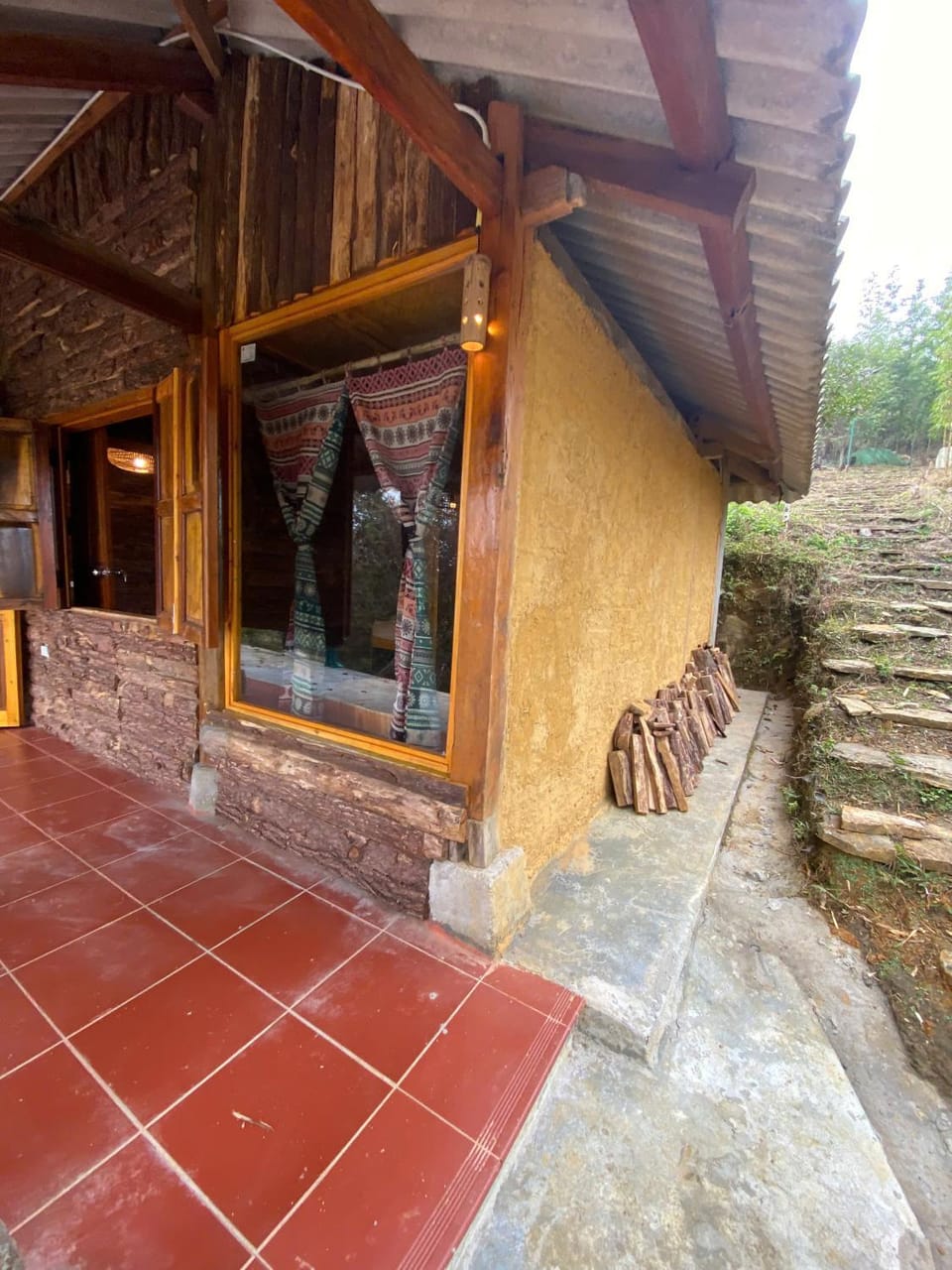 Patio, Day