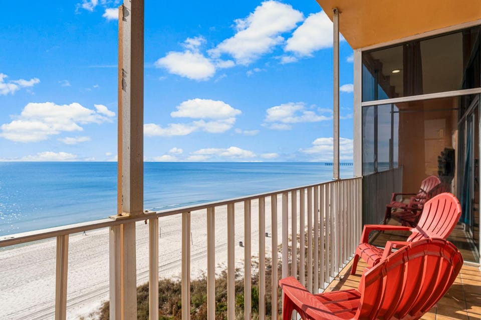 Tiki Time 702 by Beach Haven Vacation Rentals Apartment in Panama City Beach