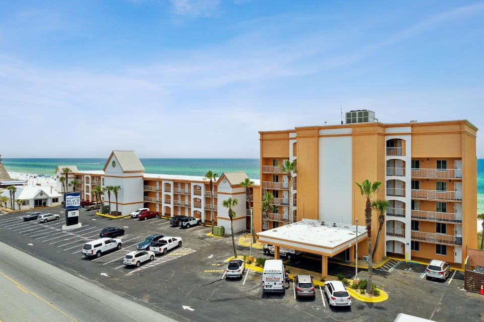 Tiki Time 702 by Beach Haven Vacation Rentals Apartment in Panama City Beach