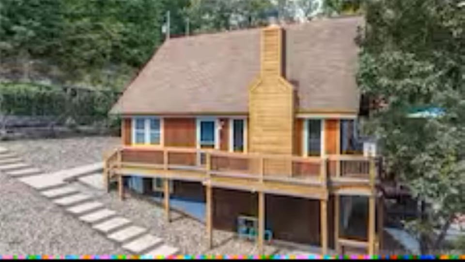Sandy beach water toys great dock House in Lake of the Ozarks